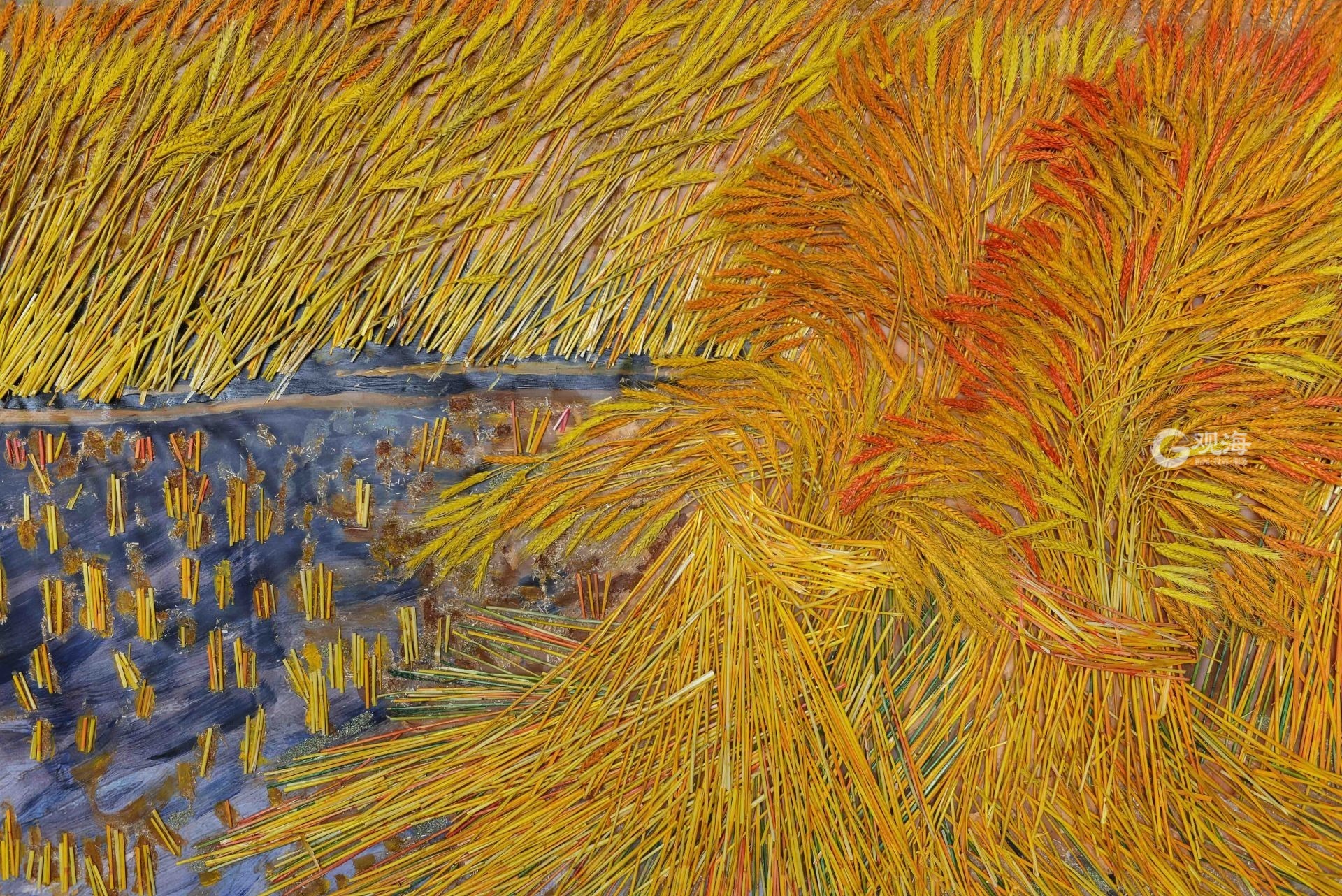 厉害了麦秆作画也能描绘大千世界