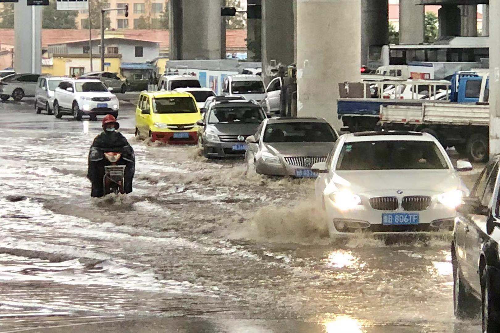 北京特大暴雨已致33人遇难