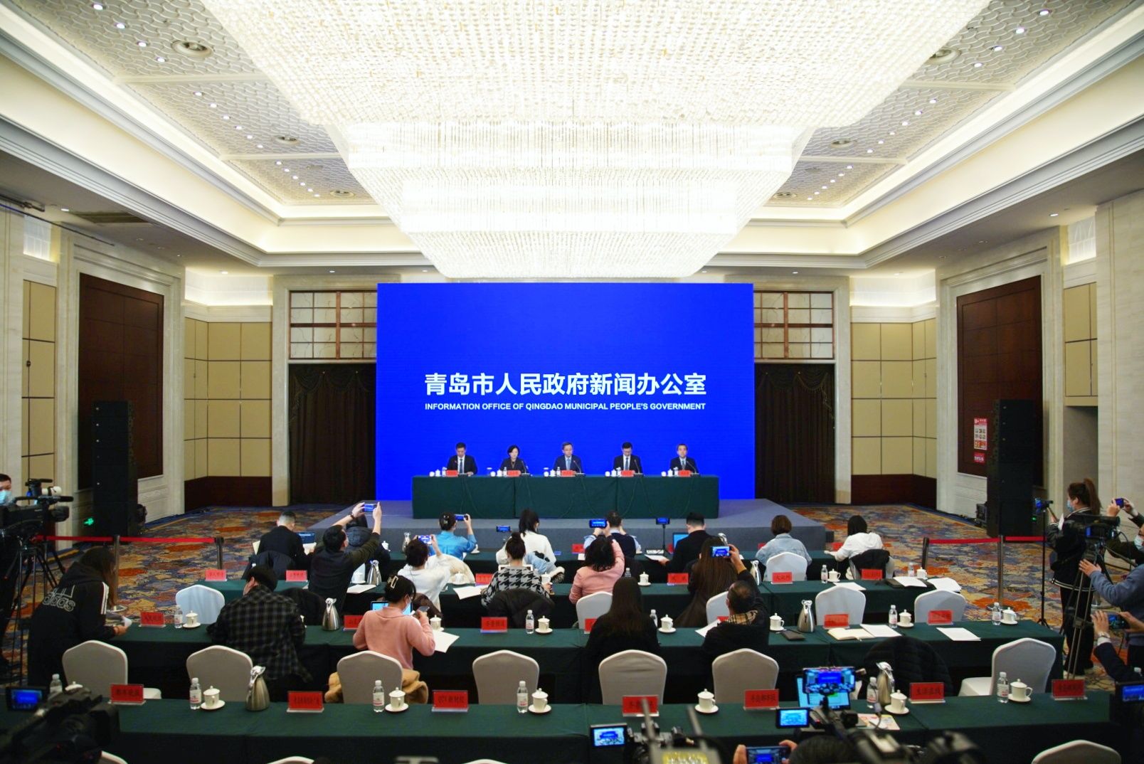 防控疫情的新闻播报滨州主持(防控疫情的新闻播报滨州主持人名单)