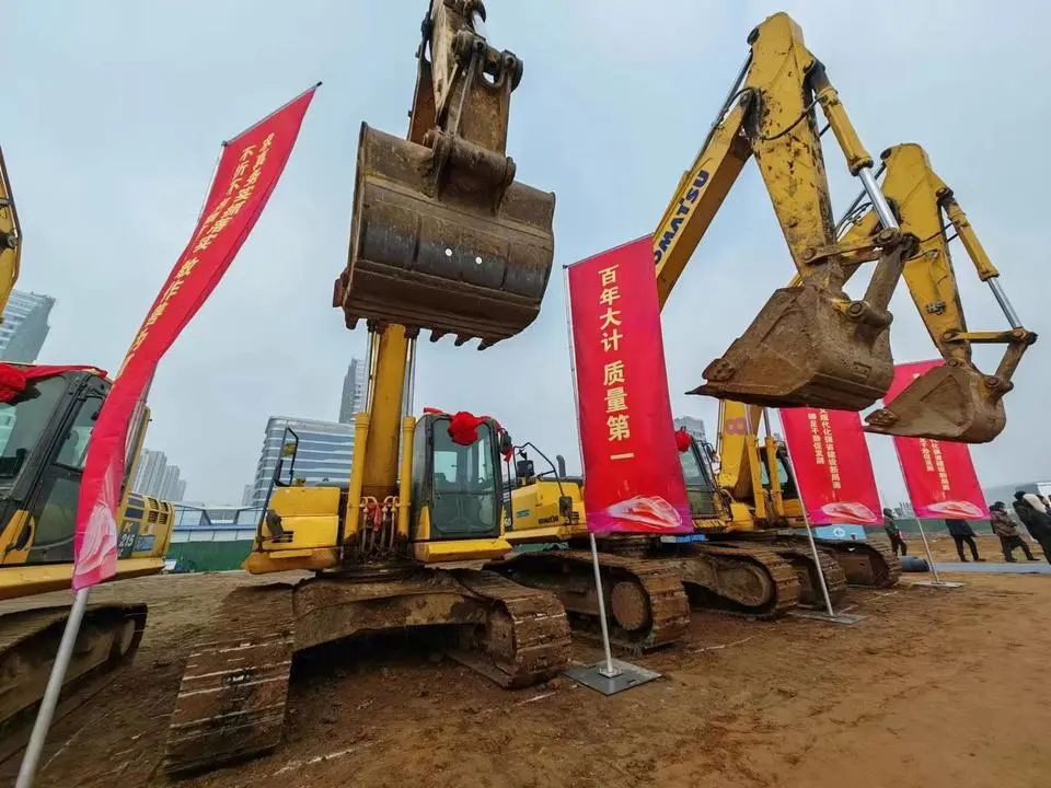 觀海晨報濰宿高鐵及青島連接線項目開工裡院新地標揭幕