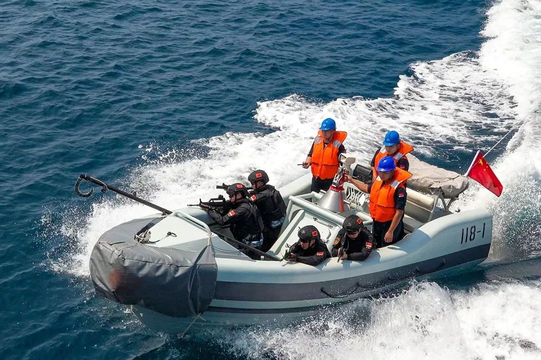 砺剑亚丁湾!海军第45批护航编队训练现场大片来袭-青报网-青岛日报官