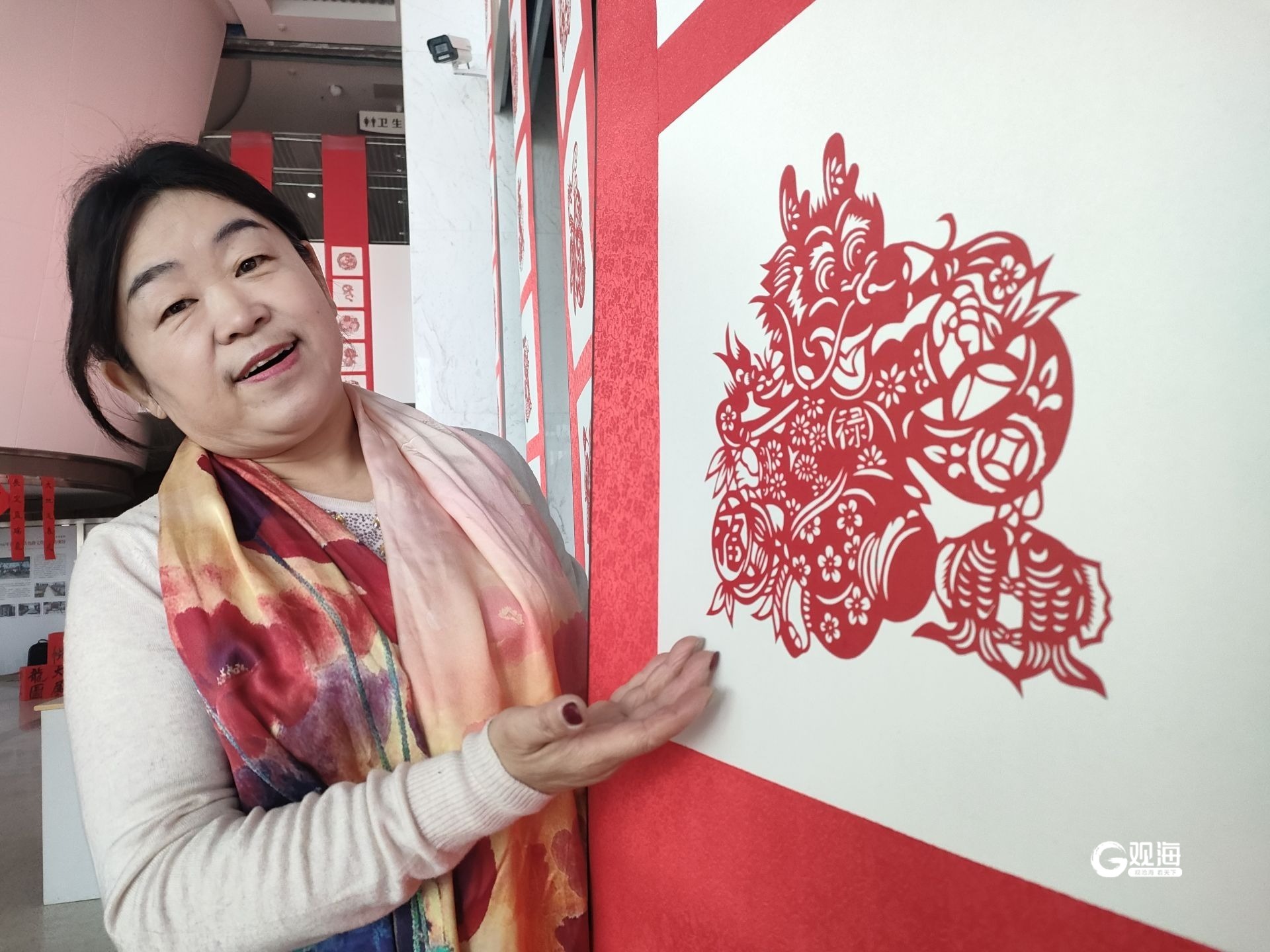 剪出年味儿青岛6名女艺人创作100幅以龙为题材的剪纸作品