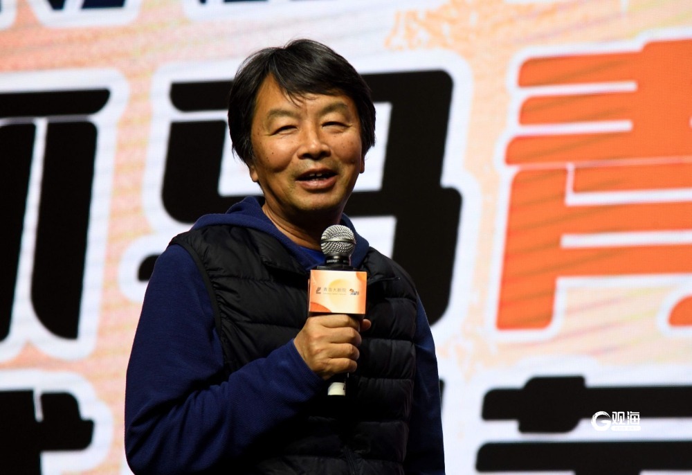 刘震云一日三秋开启抓马戏剧节首演门票几近售罄创下2024青岛戏剧