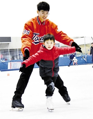冰雪旅游持续升温雪花变繁花青岛冰雪运动热力十足
