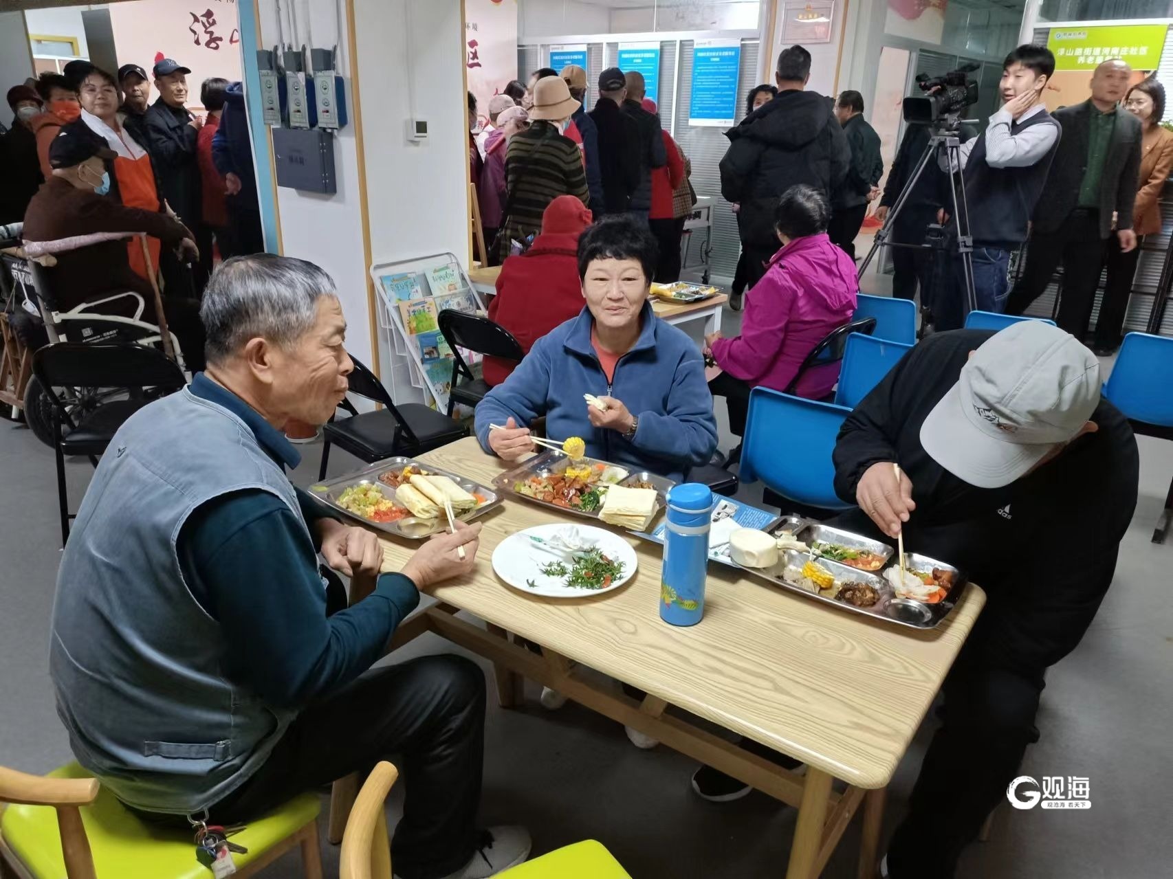 服务行业的养老社区服务 8e37b4b4940e3ffa85439f2fff97b3ec.jpeg