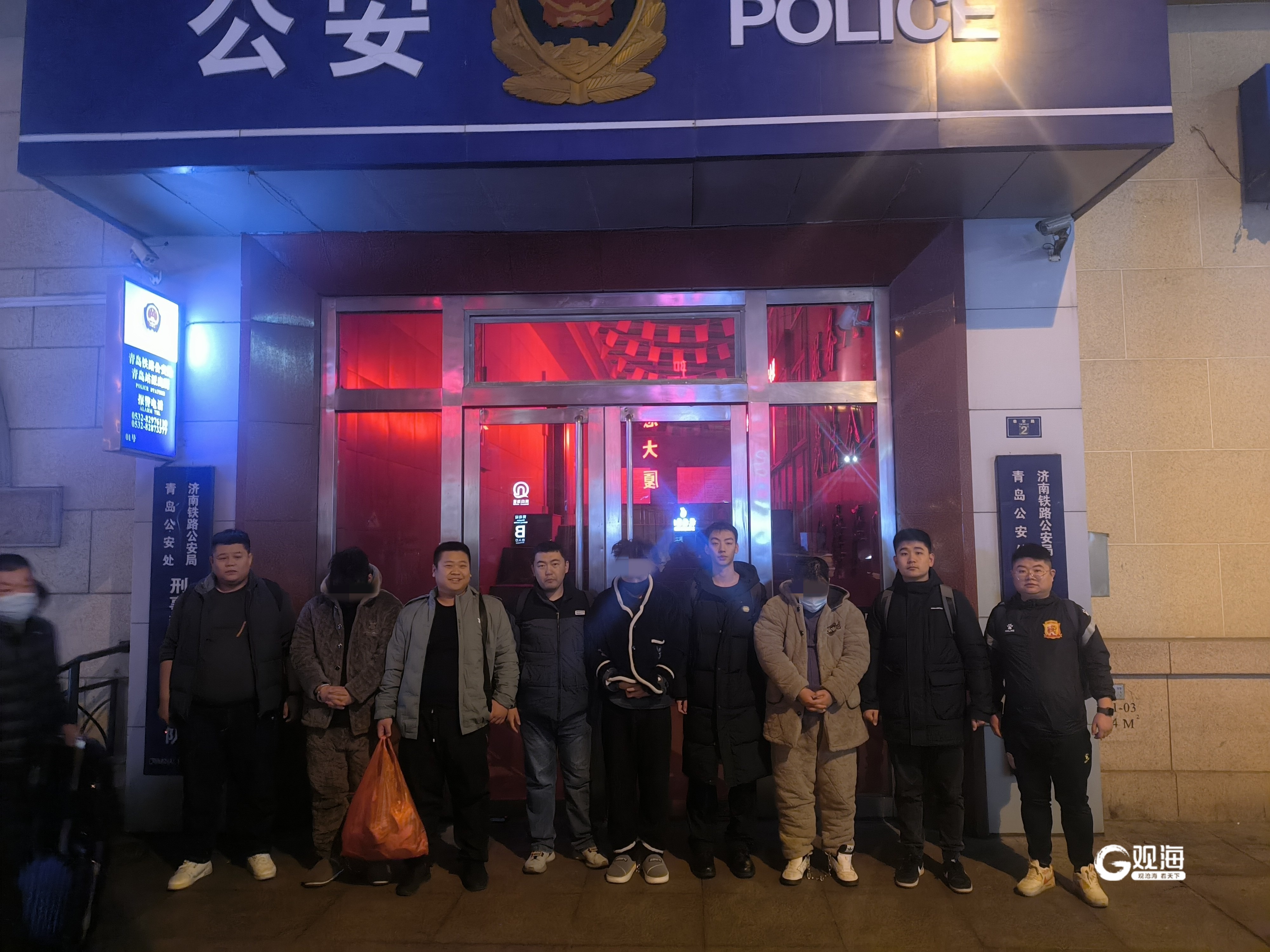 没固定工作却有大额转账,可疑!青岛警方顺藤摸瓜捣毁"跑分"电诈团伙