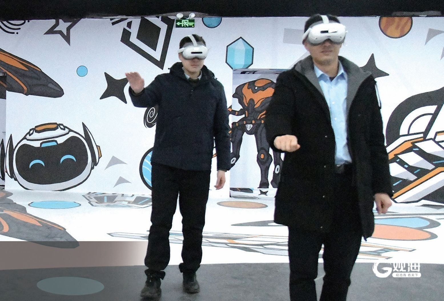 XR电影：叩响未来之门(图1)