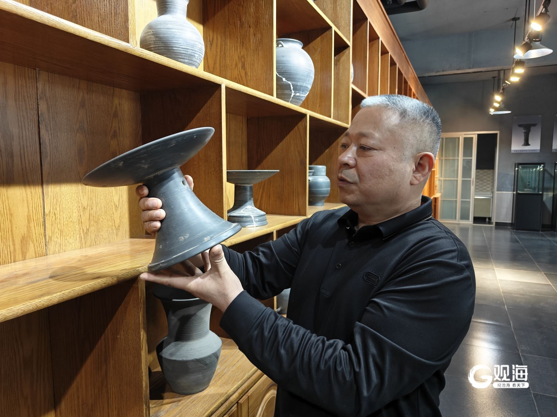创下切尼斯世界纪录！失传四千年蛋壳黑陶他复烧成功(图1)