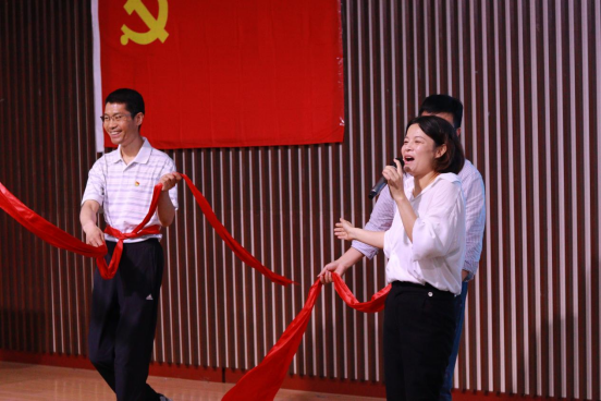 正在上传...