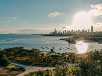 青岛最小清新的公园！航拍网红“小垦丁”