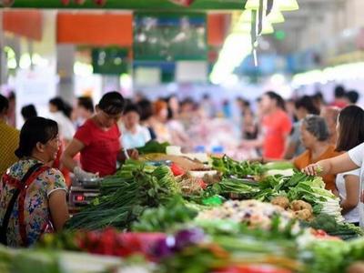 连续降雨等原因导致菜价上涨 预计还将持续高位运行