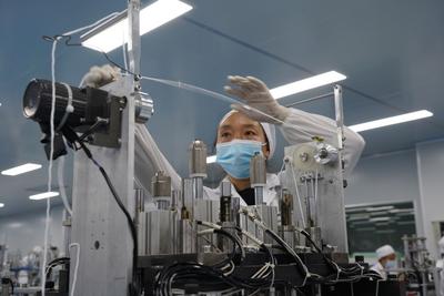 扶贫车间，书写防疫与脱贫的新篇章