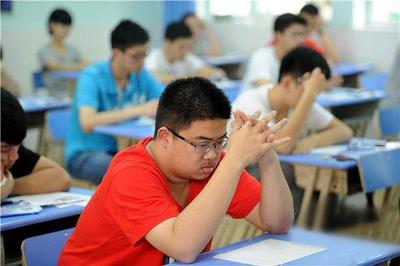 全国高等教育自学考试结束，青岛共报考25705人，成绩9月公布