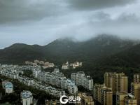 秋雨浮山云雾缠绕，我们留住了这些奇观 