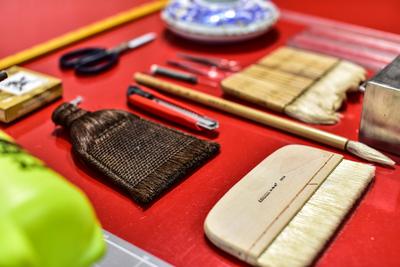 文物修复师：妙手仁心 古物获新生