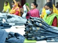 疫情下的孟加拉国制衣厂
