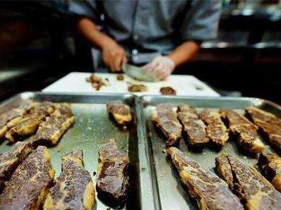 澳大利亚牛肉企业检出禁用药物氯霉素，海关总署暂停其对华出口