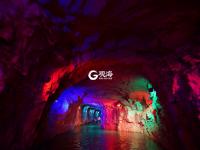 这溶洞，迂回婉转，腹中天地阔，浓缩贵州山水精华