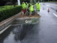 闻“汛”而动，风雨里他们在坚守