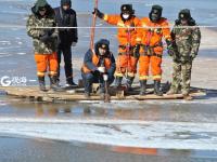 防险救生就是无惧生死 敢以命换命