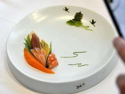 你吃过机器人做的饭吗？厨艺秒杀星级大厨！青岛这个区都有机器人餐厅啦！