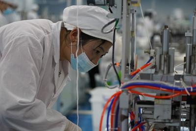 扶贫车间，书写防疫与脱贫的新篇章