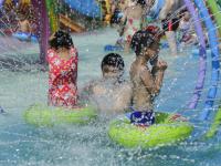 夏日炎炎，一起来玩水吧！