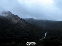 秋雨浮山云雾缠绕，我们留住了这些奇观 