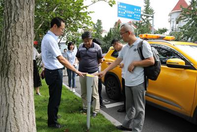 青岛智慧停车试点项目通过专家验收，1161个道路泊位实现无感支付