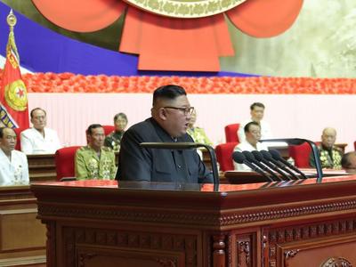 金正恩赴黄海南道台风受灾地区实地考察并对救灾工作作出具体指示