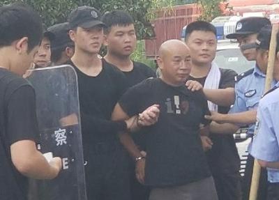 数千名武警、警察等连续数日地毯式搜山，江西乐安县杀3人嫌犯曾春亮落网