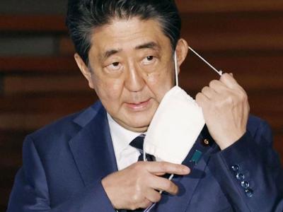 连续执政2799天超越佐藤荣作！安倍晋三成日本连任时间最长首相  
