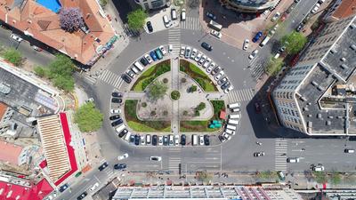 藏在路边的小情调：俯瞰城市绿化风景