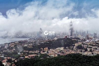 如梦幻天空之城 云中朦胧的青岛更令人心醉