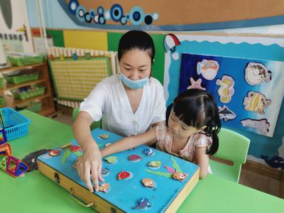 高萌预警：一大波萌娃 新入幼儿园啦！