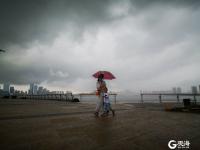 前脚晴转眼雨，青岛的雨下得好任性