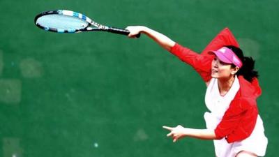 看这些矫健的身影 胶东五市网球高手岛城切磋球技