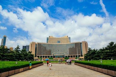 全市落实粮食安全责任工作会议召开，孟凡利讲话