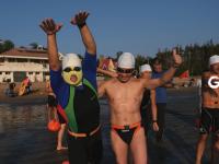 这样的好天宜横渡 “泳士”破浪而来闯五湾 