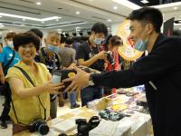 1亿像素啥概念？看这些人都来体验了