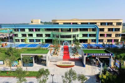 自然理念为孩子童年筑梦！走进上合示范区实验幼儿园