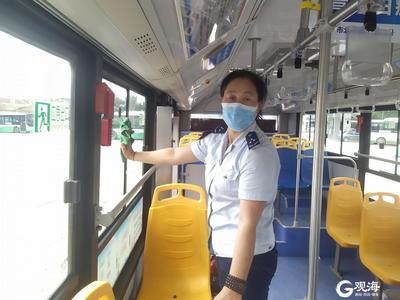 锦旗送给“特别”好司机
