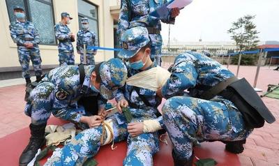 他们使出浑身解数 “实战范儿”十足