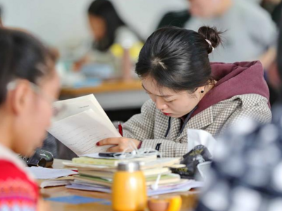 研究生教育改革剑指学位“注水”，坚决确保学位授予的“含金量”