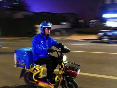 热评丨能帮外卖骑手“脱困”的关键不在系统而在人