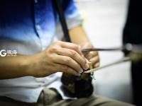 在国乐中寻找归属感 二胡小伙的“音乐执着”