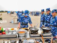 军营“粮草官”拍了拍你的肚皮，并对你说...