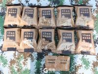 来了来了！“外卖”都被送到了野外训练场