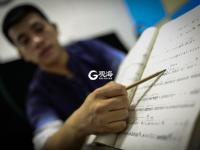 在国乐中寻找归属感 二胡小伙的“音乐执着”