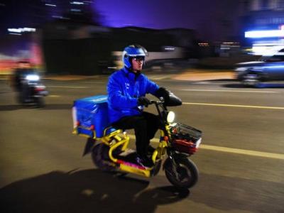 美团、饿了么携手冲破“外卖圈”，日均2亿多件的市场有大变局
